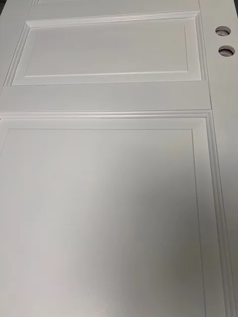 Vit dörr